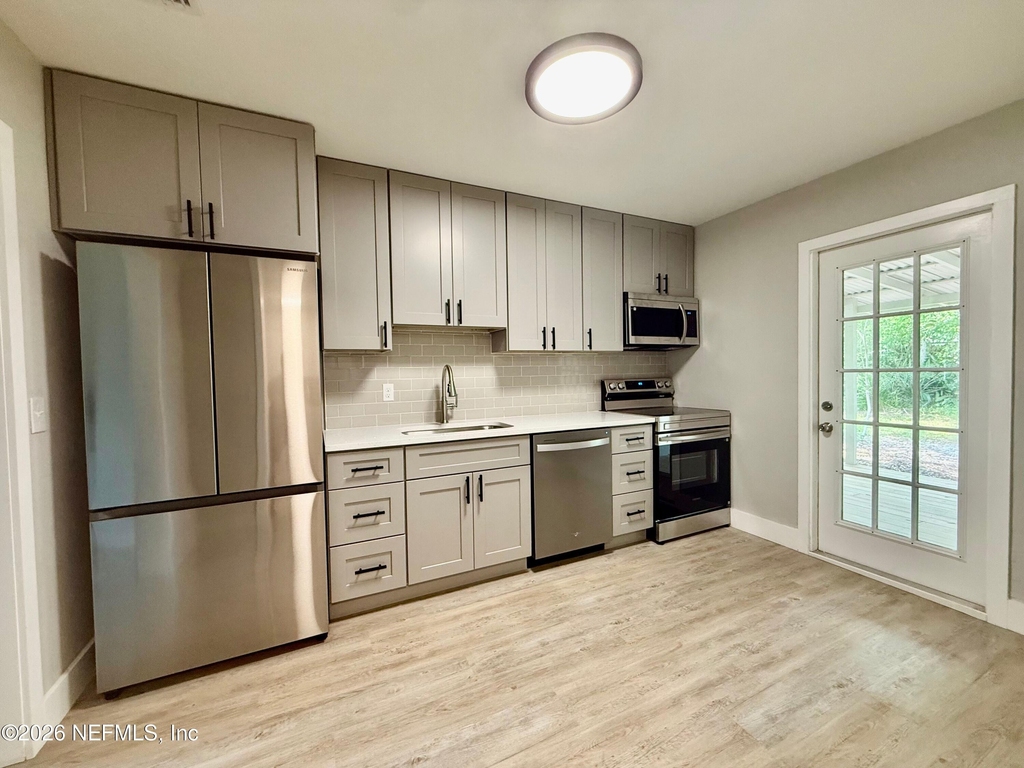 5141 Corsair Avenue - Photo 6