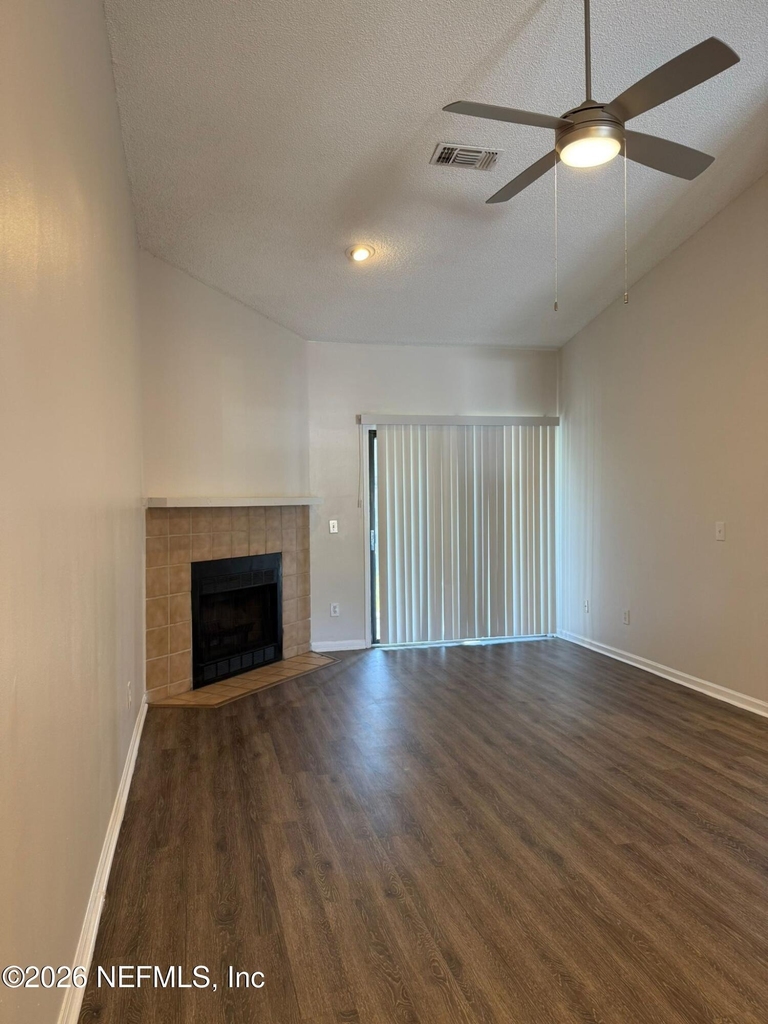 1270 Ticonderoga - Photo 3