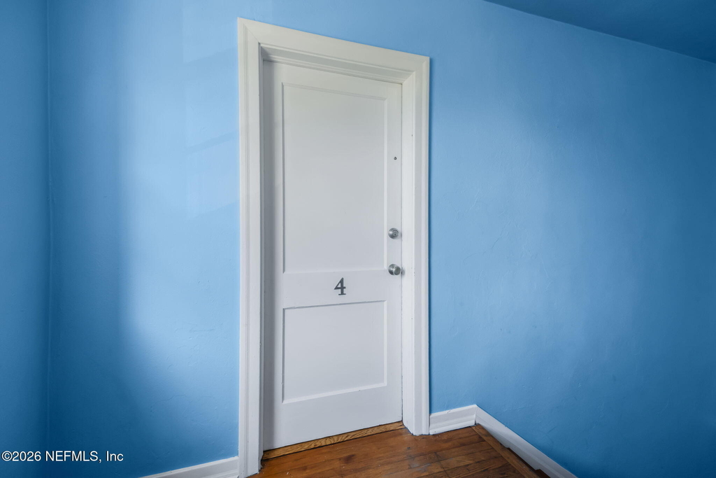 1109 Cherry Street - Photo 2
