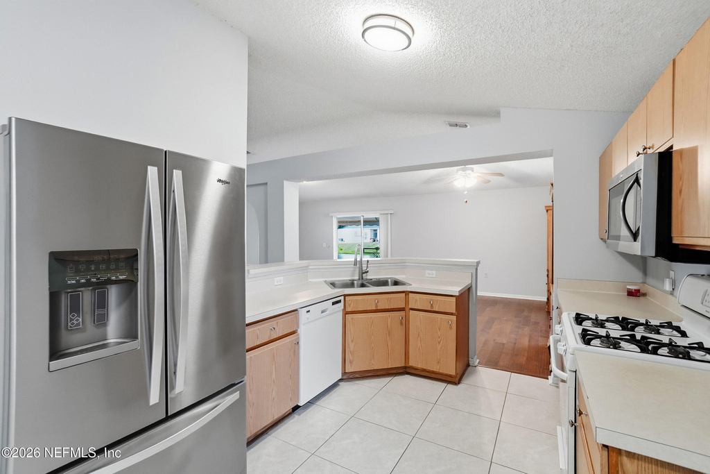 1945 Millington Lane - Photo 7
