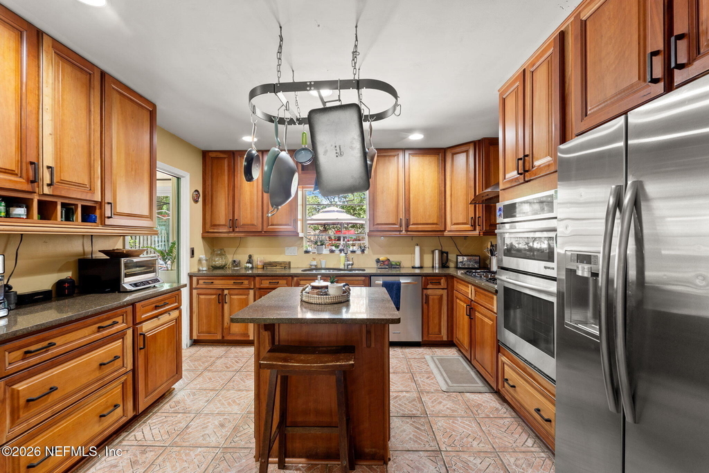 4339 Genoa Avenue - Photo 5