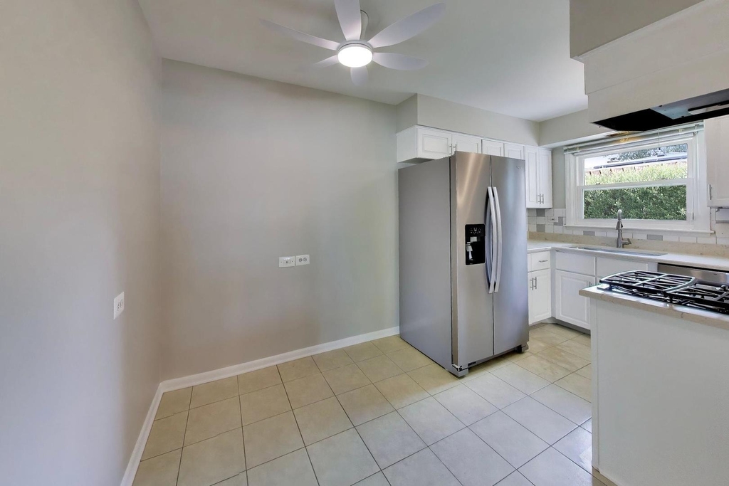 7630 Beckwith Road - Photo 12