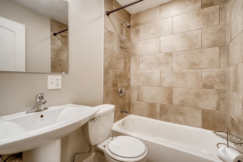 2312 S Seeley Avenue - Photo 6