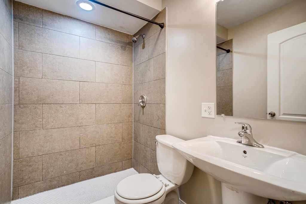 2312 S Seeley Avenue - Photo 7
