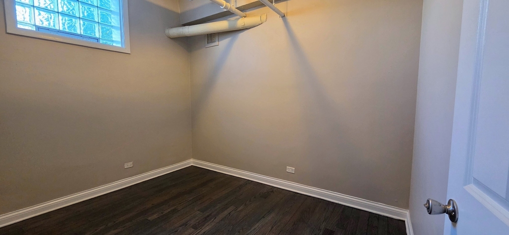 4764 N Virginia Avenue - Photo 6