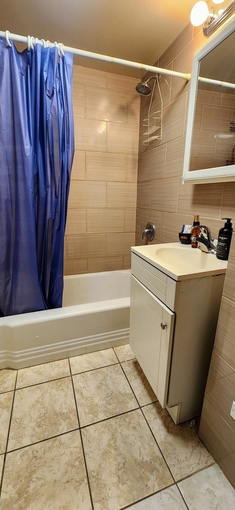 4764 N Virginia Avenue - Photo 14