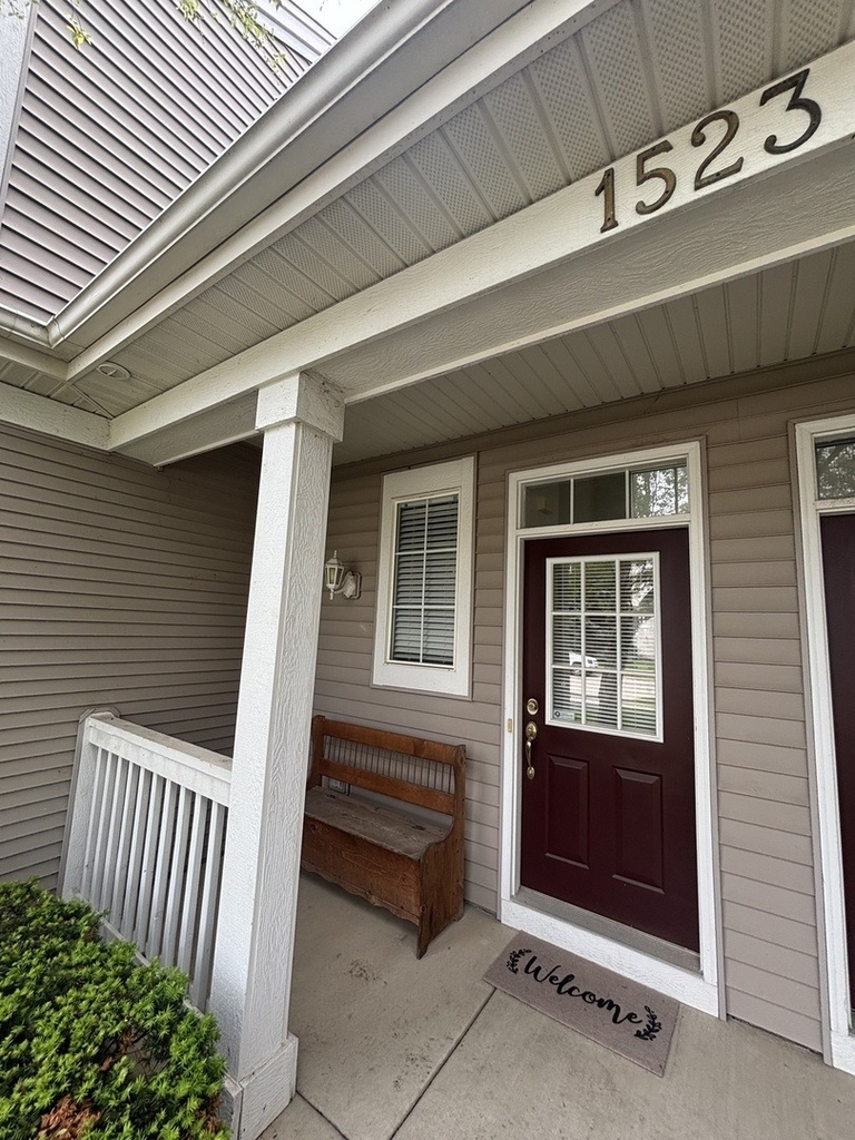 1523 Grand Drive - Photo 1