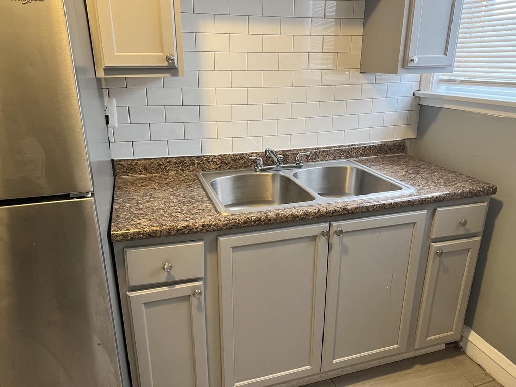 8020 S Maryland Street - Photo 4