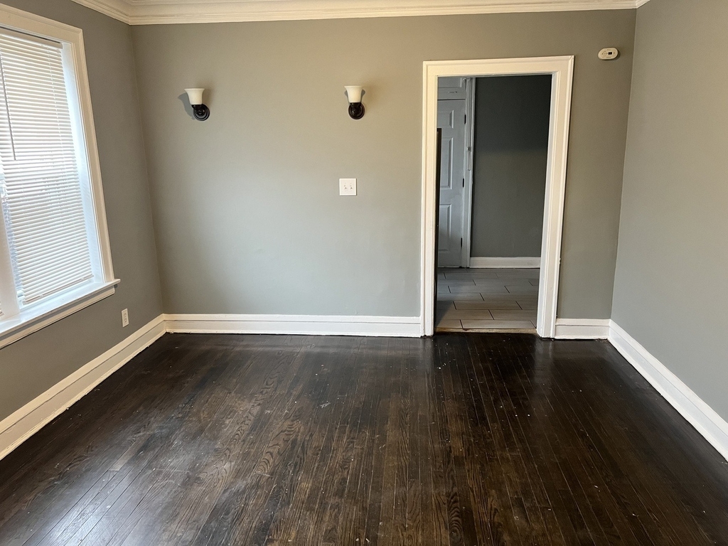 8020 S Maryland Street - Photo 3