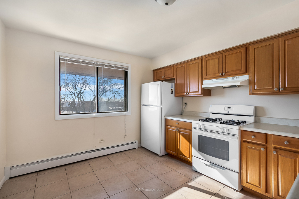 7731 Woodward Avenue - Photo 2
