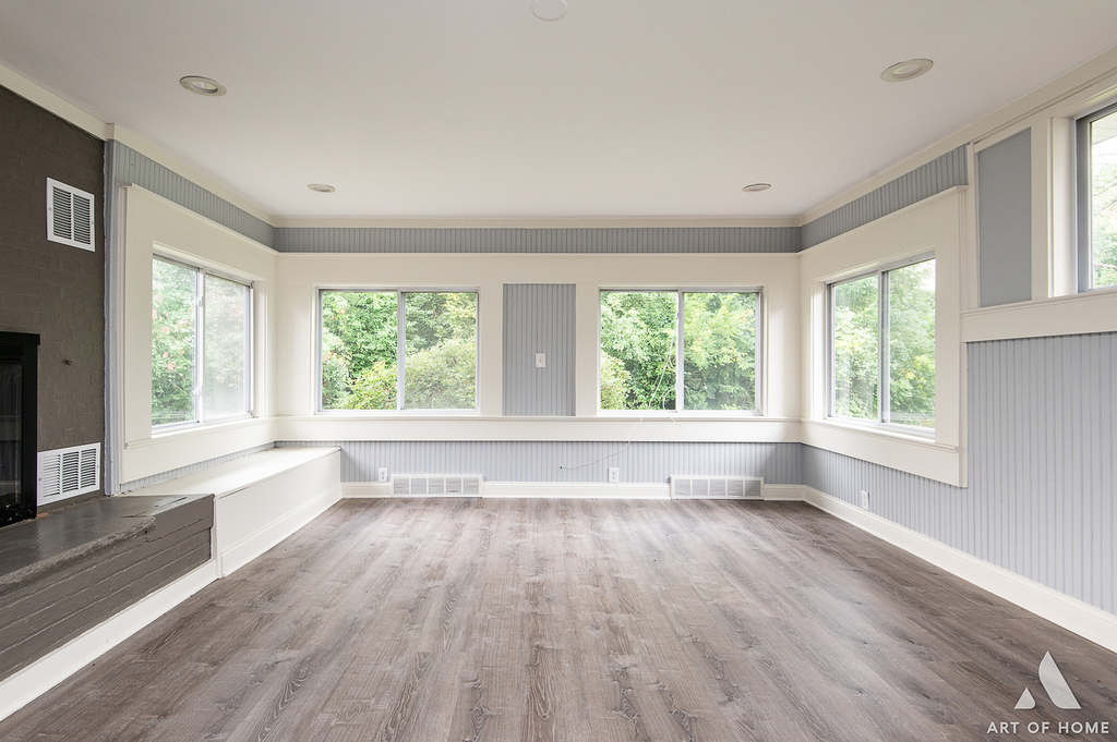 923 W Plainfield Road - Photo 5