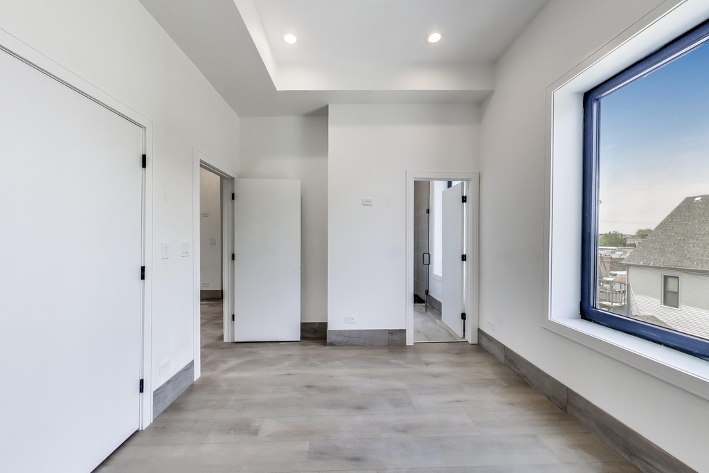 2023 N Drake Avenue - Photo 11
