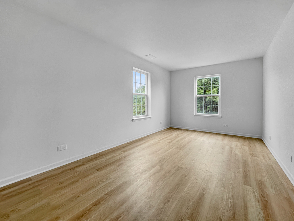 1089 Ellsworth Drive - Photo 6