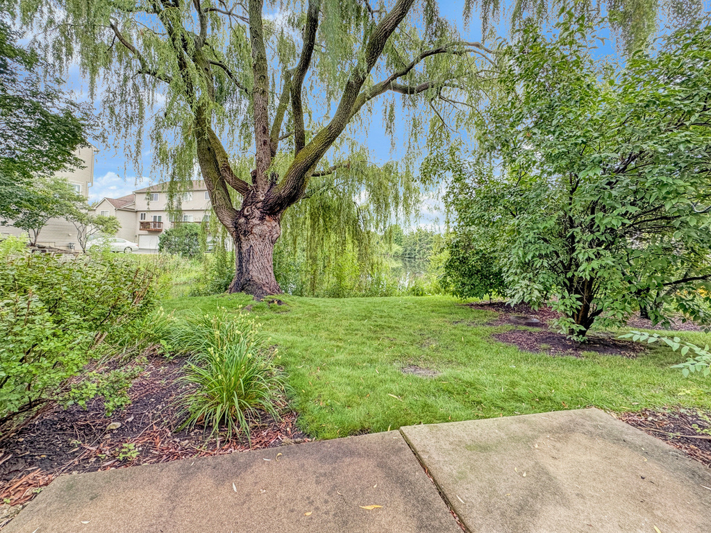 1089 Ellsworth Drive - Photo 12