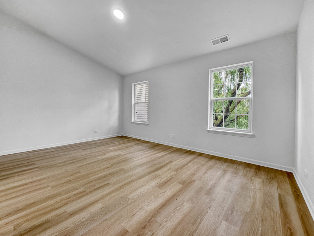 1089 Ellsworth Drive - Photo 7