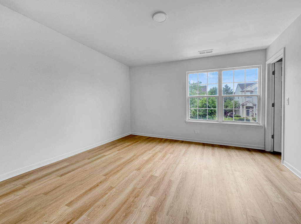 1089 Ellsworth Drive - Photo 9