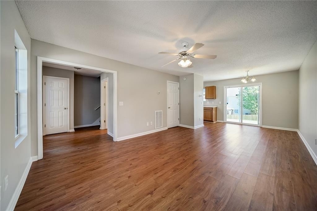 23 Westside Sw - Photo 2