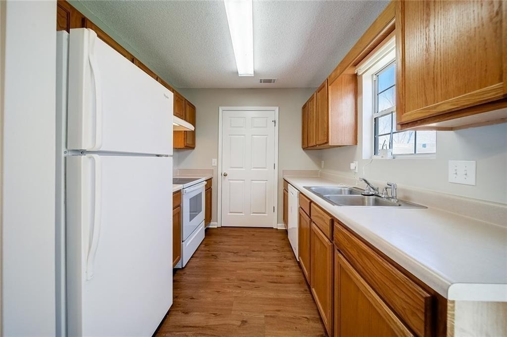 23 Westside Sw - Photo 5