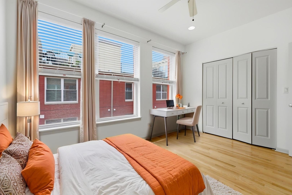 16 S Aberdeen Street - Photo 20