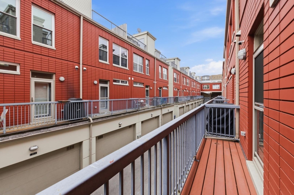 16 S Aberdeen Street - Photo 29