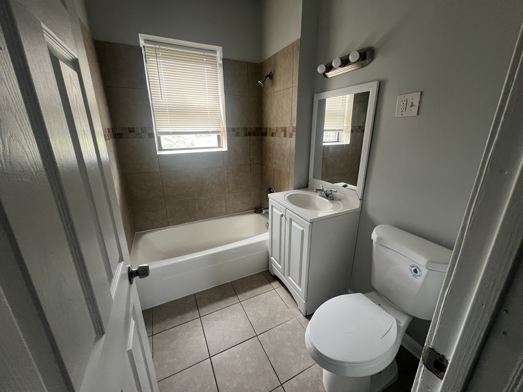 73 E 69th Street - Photo 6
