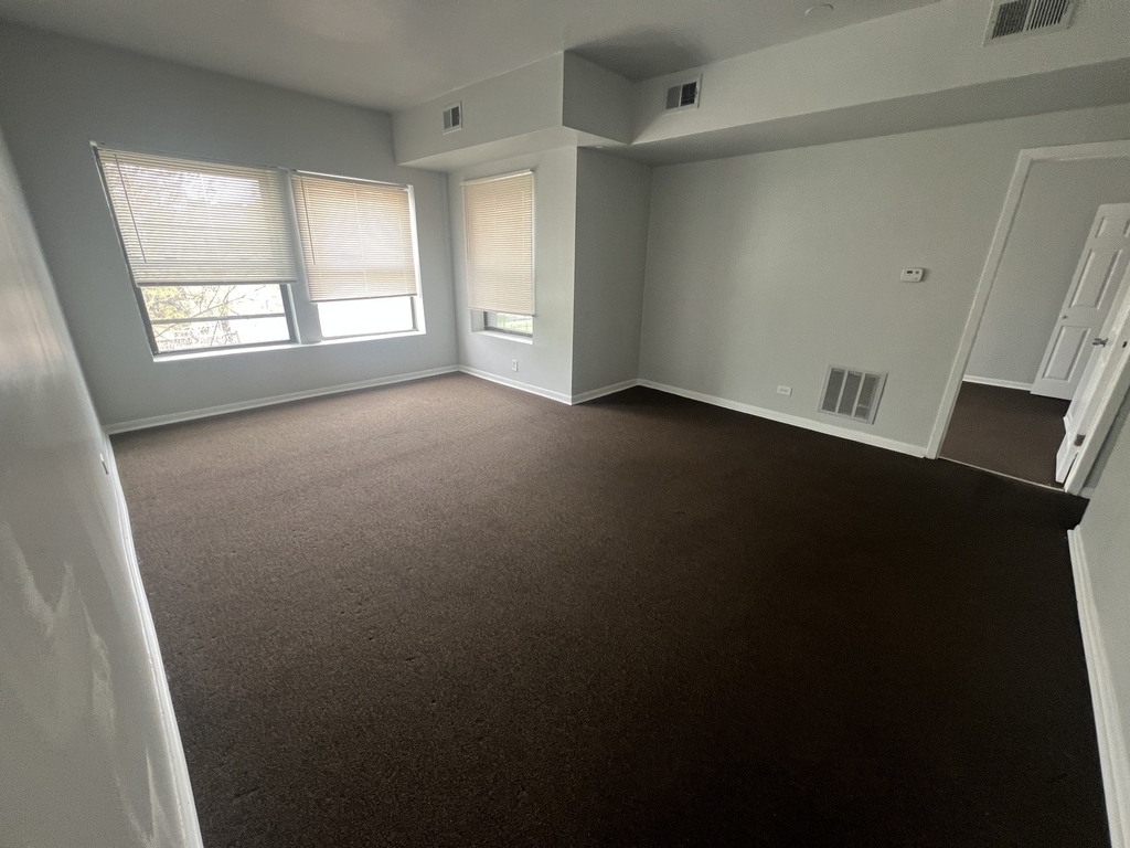 73 E 69th Street - Photo 1
