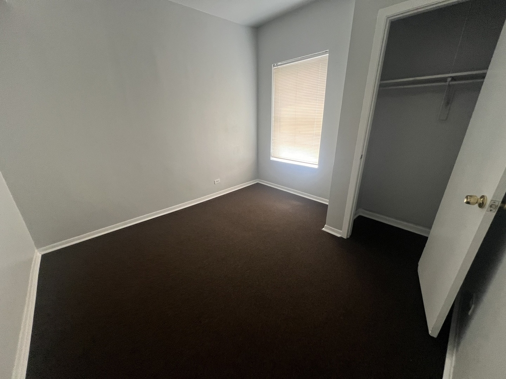 73 E 69th Street - Photo 2