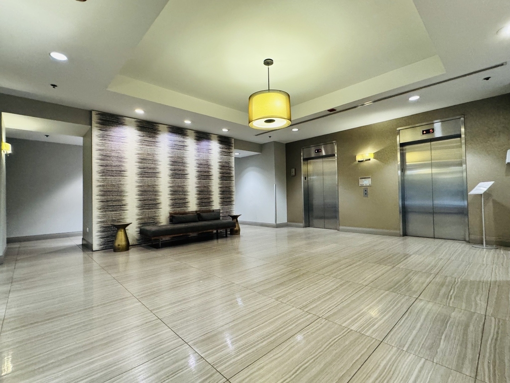 330 N Jefferson Street - Photo 11