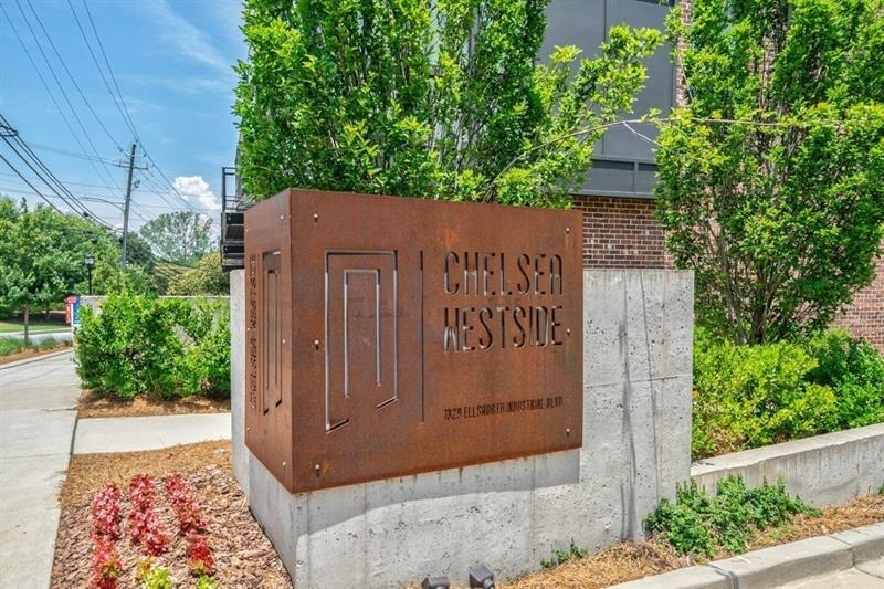 1227 Chelsea Circle - Photo 1