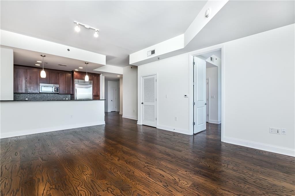 270 17th Street Nw - Photo 7