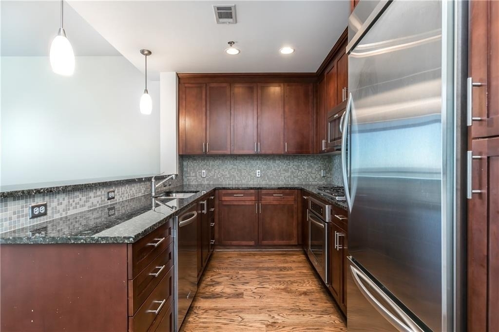 270 17th Street Nw - Photo 3