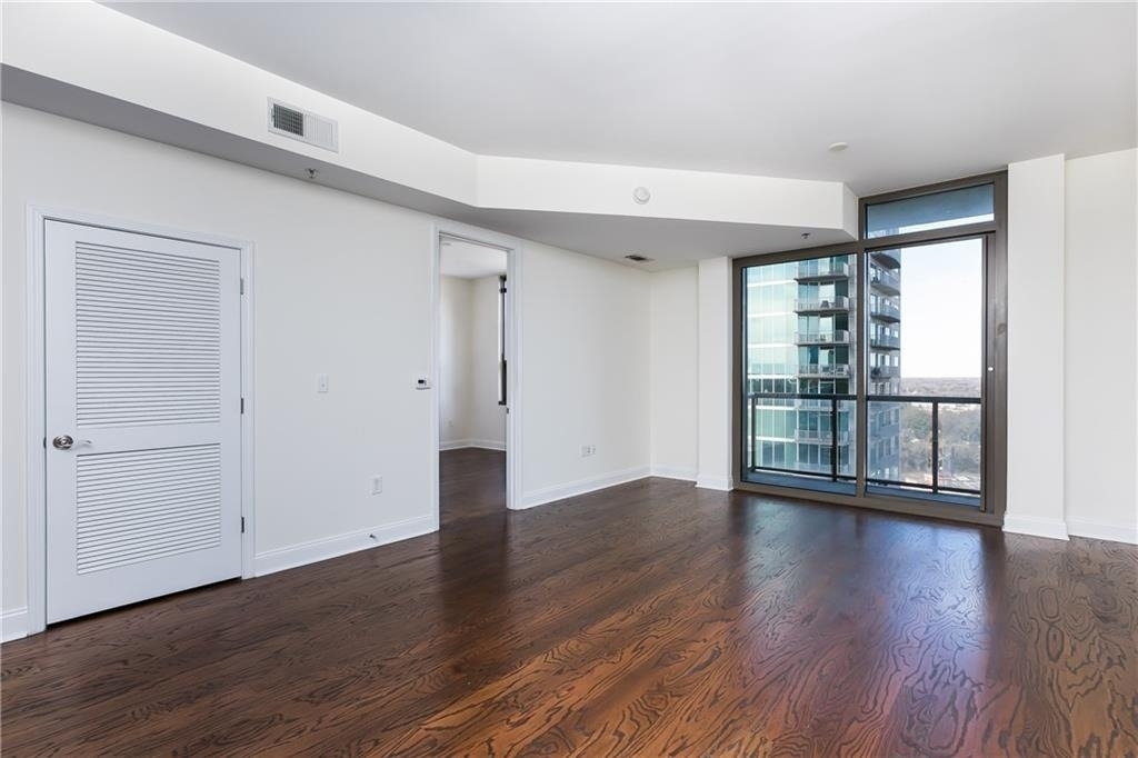 270 17th Street Nw - Photo 12