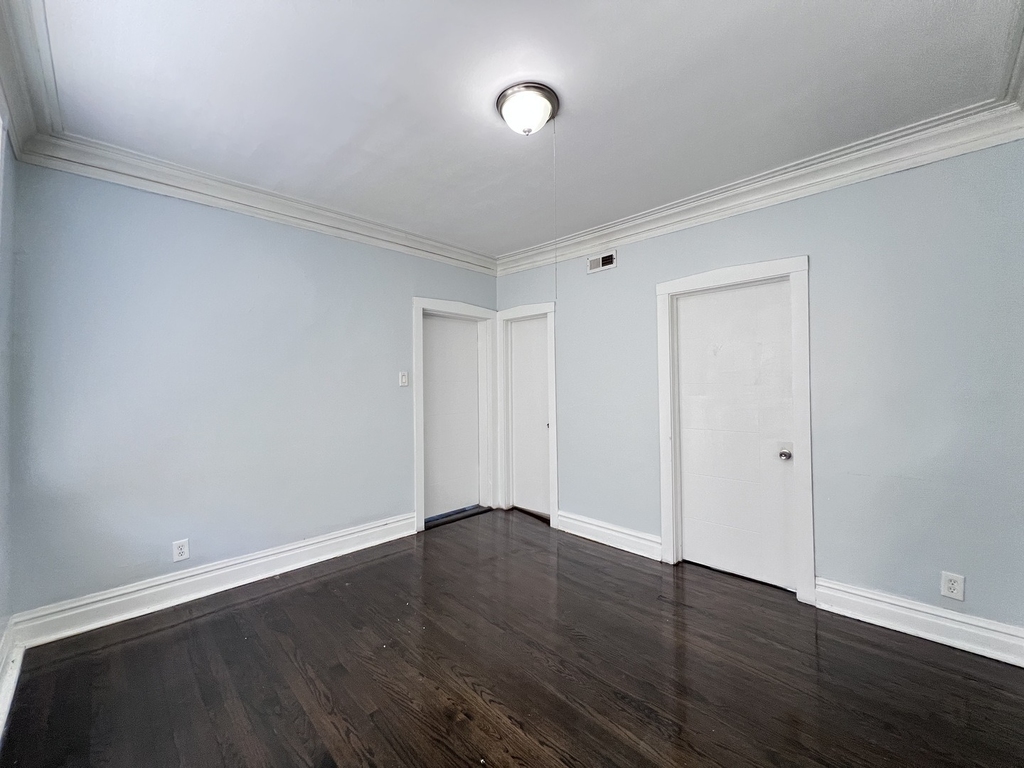 8856 S Lowe Avenue - Photo 18