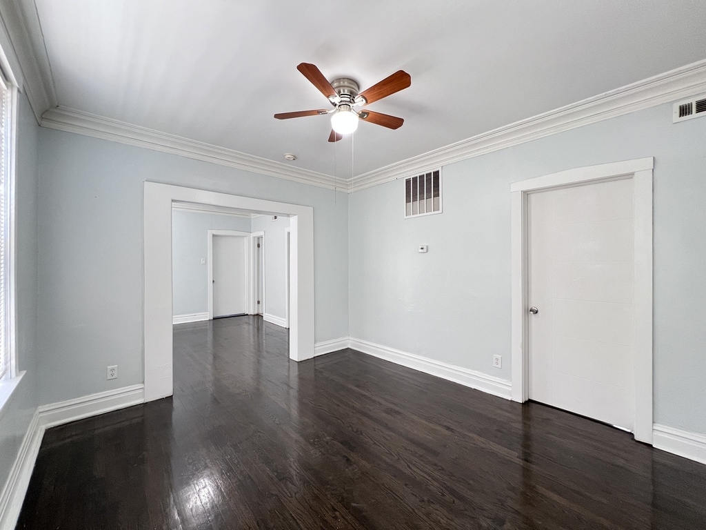 8856 S Lowe Avenue - Photo 1