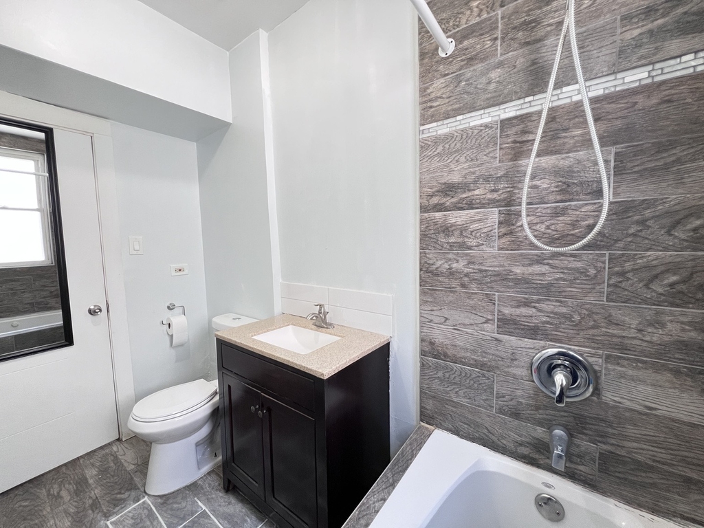 8856 S Lowe Avenue - Photo 17