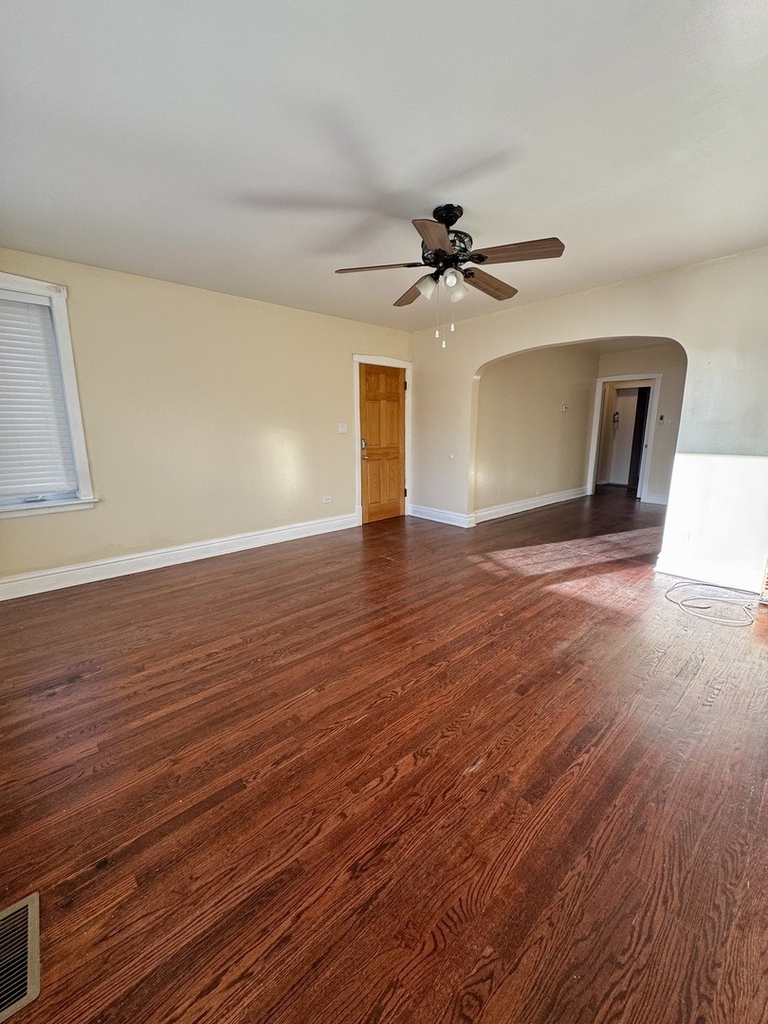 6143 S Major Avenue - Photo 1