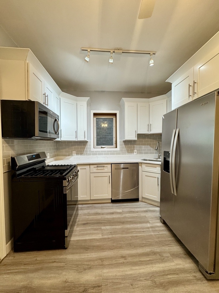 6143 S Major Avenue - Photo 8