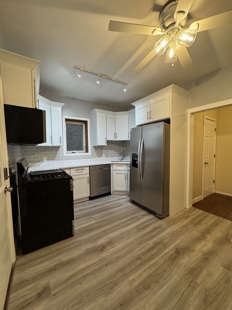 6143 S Major Avenue - Photo 9