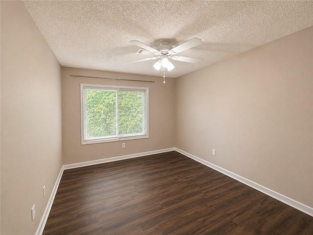 5065 Sand Wedge Circle Nw - Photo 10