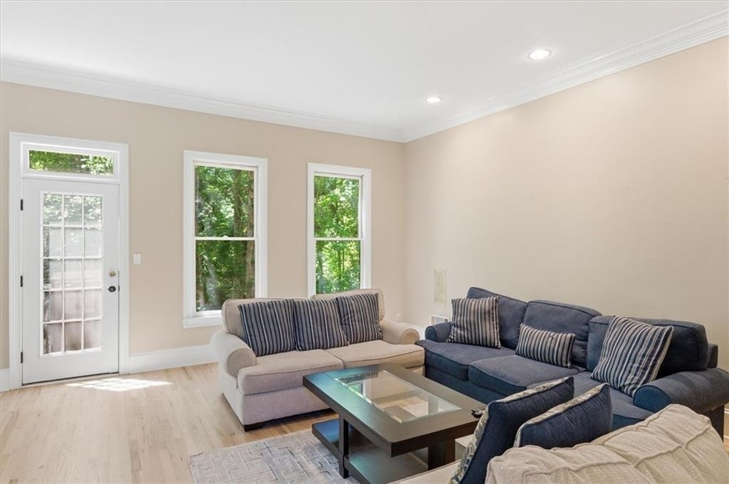 1247 Manor Oaks Court - Photo 13