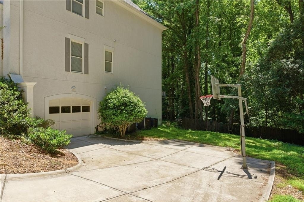 1247 Manor Oaks Court - Photo 5
