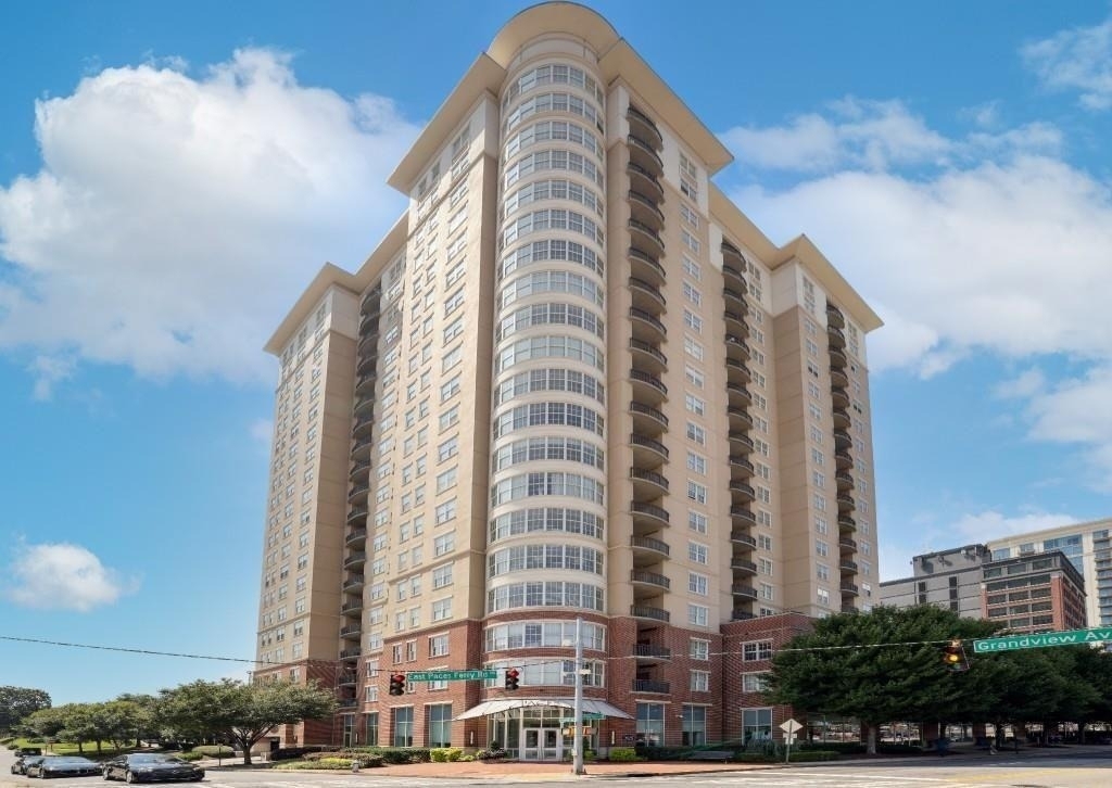 325 East Paces Ferry Road - Photo 22