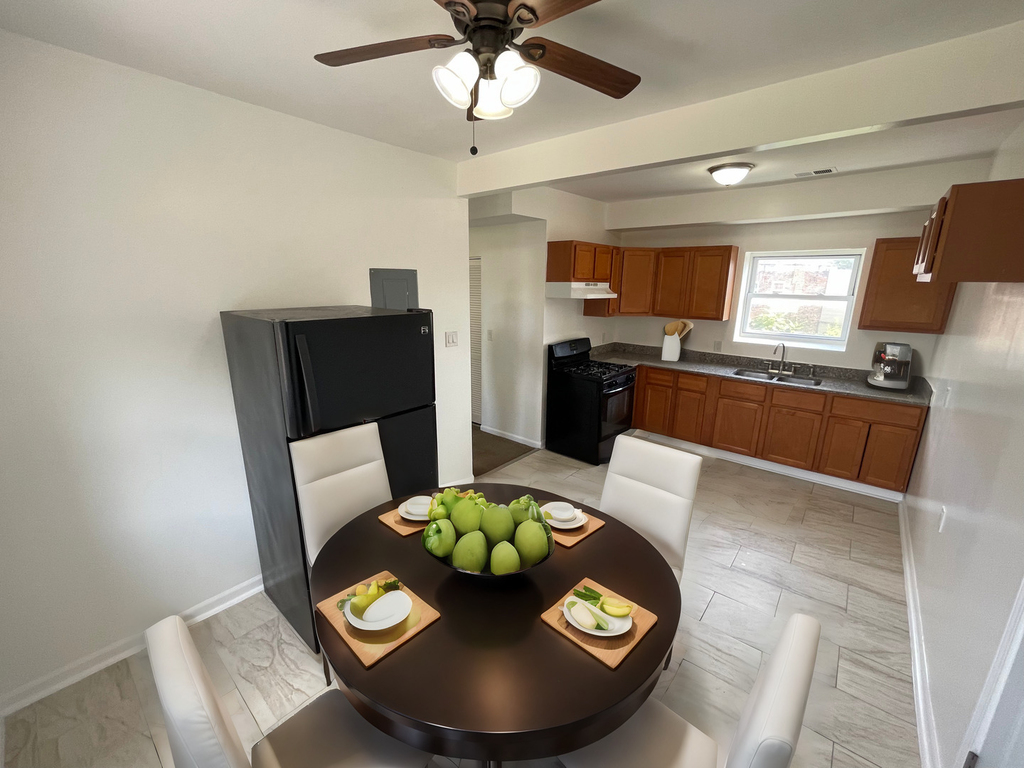 649 E Marquette Road - Photo 12