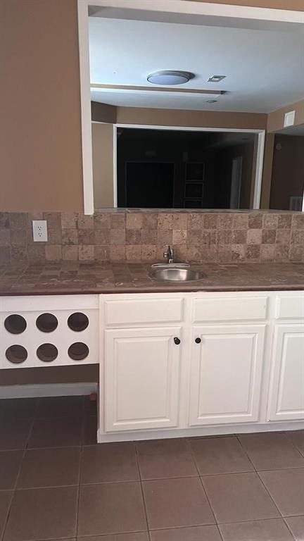 1624 Longmont Drive - Photo 5