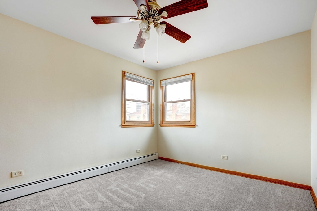 8444 W Gregory Street - Photo 5