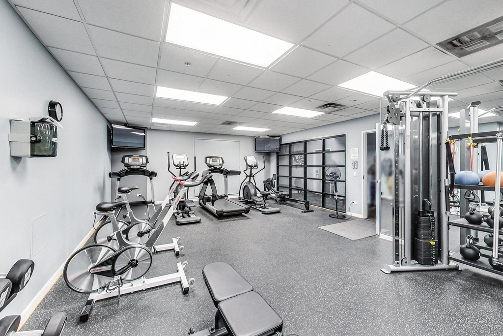 1200 W Monroe Street - Photo 13