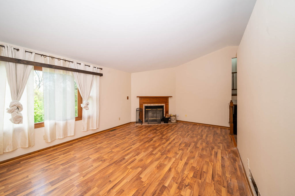 3516 Kings Lair Drive - Photo 3