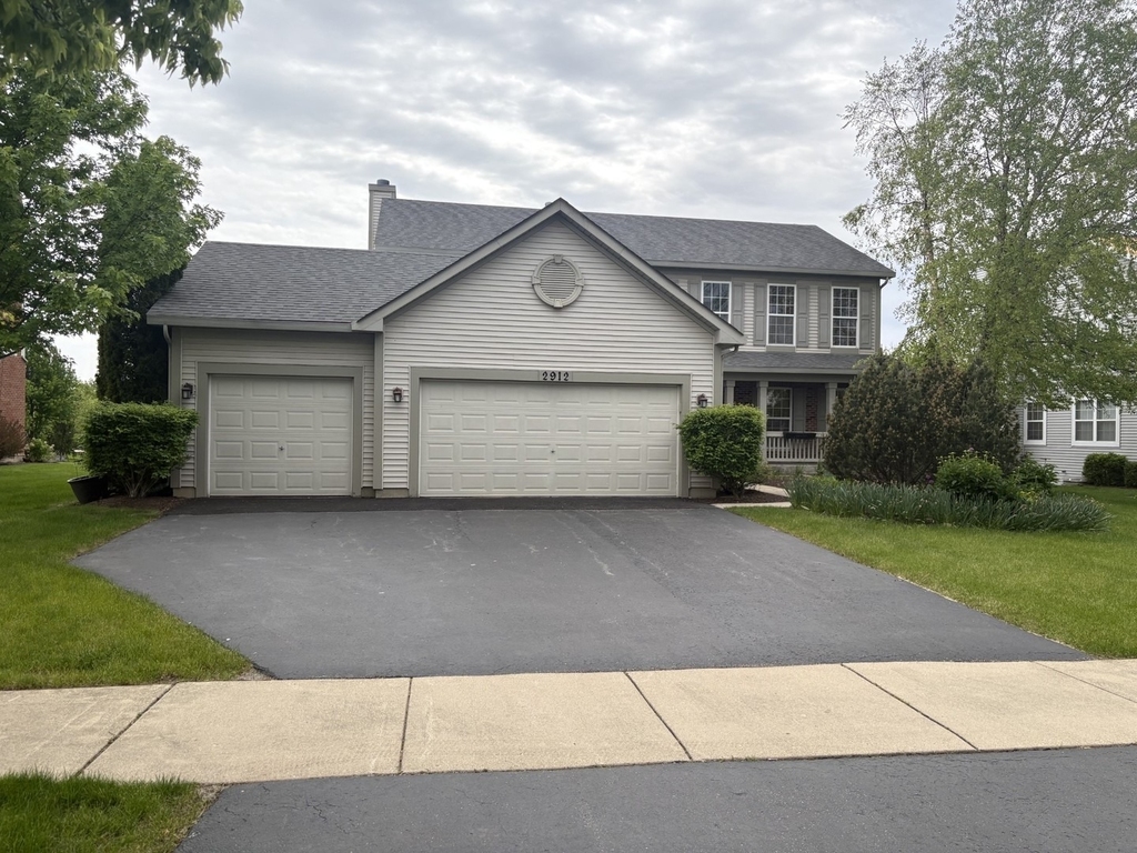 2912 Forest Creek Lane - Photo 0
