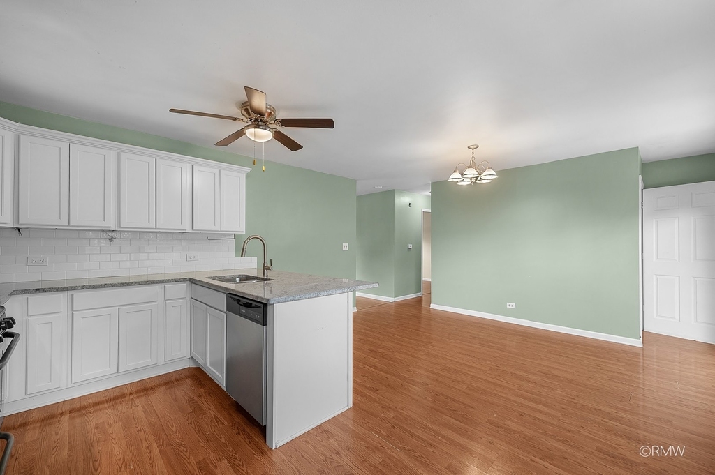 111 E Magnolia Street - Photo 8