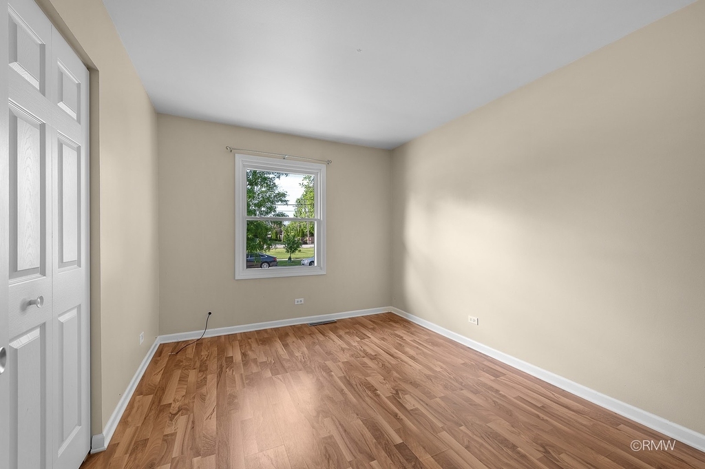 111 E Magnolia Street - Photo 11